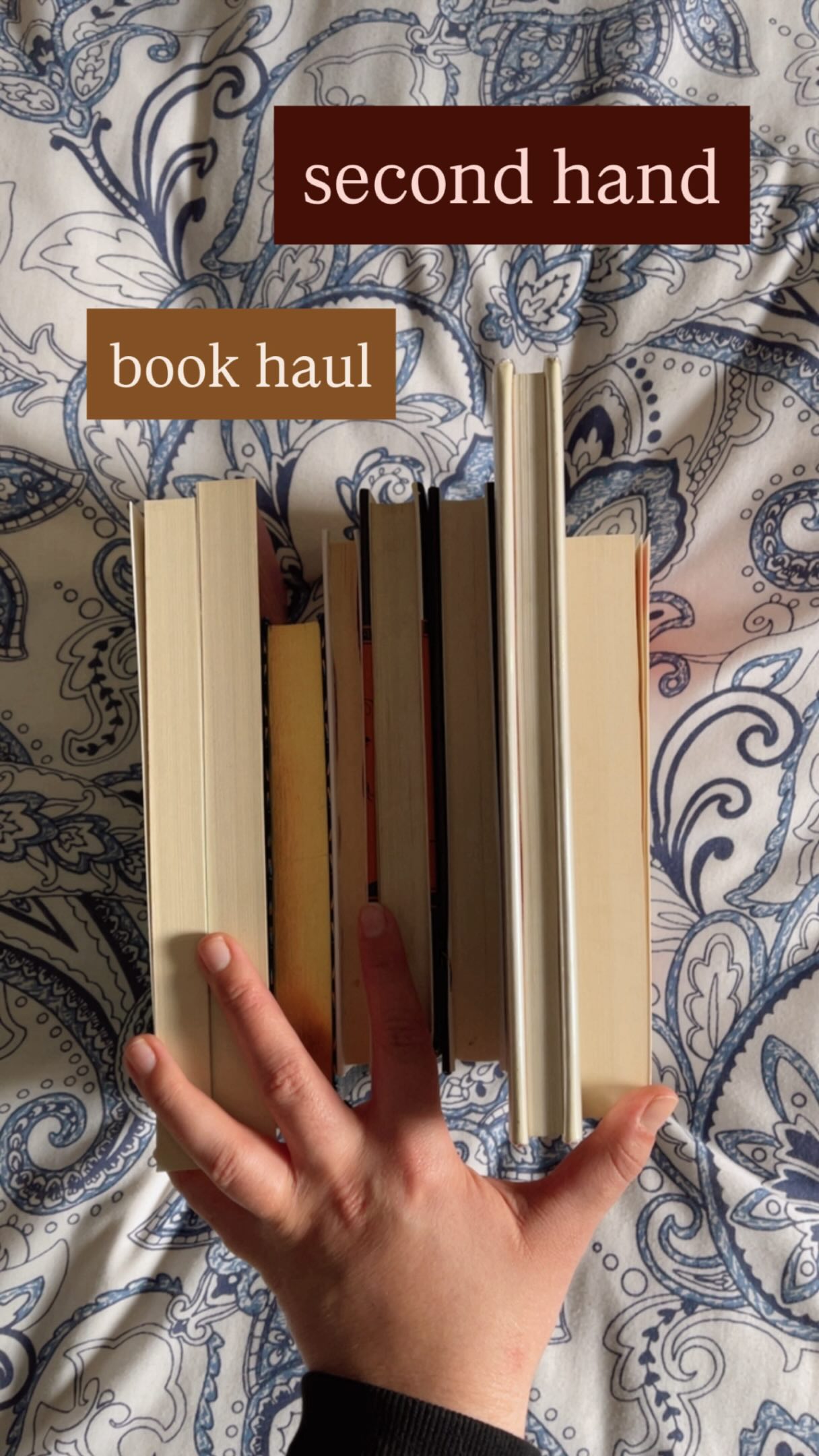 dropped dead over these finds 💅

😍 hi hello friends! What are some of your favourite second hand finds?

I was almost going to caption this bored in bed buying books but half this haul was spent at a bookshop so I’d be lying 🙊

From the lovely @caityreadsbooks 
✨ Howl’s Moving Castle AND Castle in The Air
✨ Paladin’s Grace
✨ A Fire Endless
✨ Emily Wilde’s Encyclopaedia of Faeries
✨ A Study In Drowning

From Books Galore in Sunningdale:
💕 The Enid Blyton Story
💕 Homemaking For The Down-At-Heart
💕 What Poets Need
💕 10 Things That Never Happened

Found on @yagasouthafrica
🛍️ Howard’s End ~ Barnes & Noble classic
🛍️ The Iliad of Homer
🛍️ TS Eliot Selected Poems ~ Faber
🛍️ The Adventures of Sherlock Holmes ~ Chiltern

Happy reading 📖
xo
Ruby

- - - -
#bookhaul #thriftbooks #usedbookstore #bookshopping #secondhandbooks